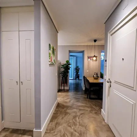 Apartamento Urban Oasis- Terrace And Space For 4 *