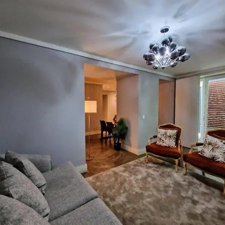 Urban Oasis- Terrace And Space For 4 Apartamento Lisboa